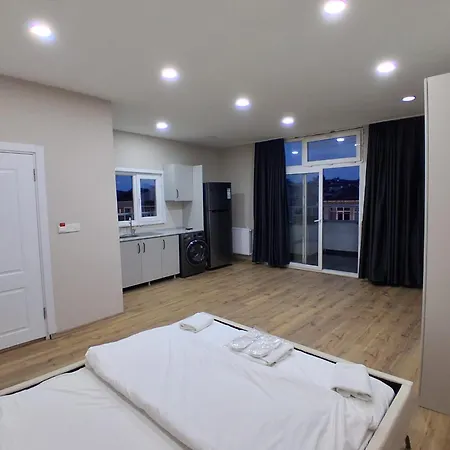 Piola Kadikoey Hotel 3*