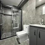Piola Kadikoey Hotel 3*