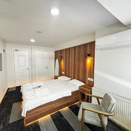 Hotel Piola Kadikoey 3*